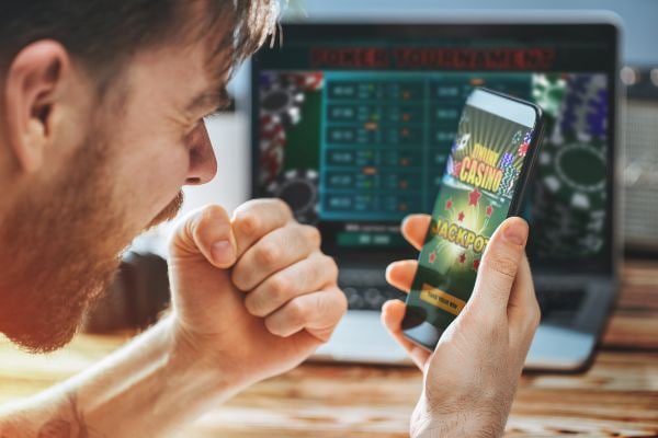 Layar verifikasi akun KYC dan opsi pembayaran god 77